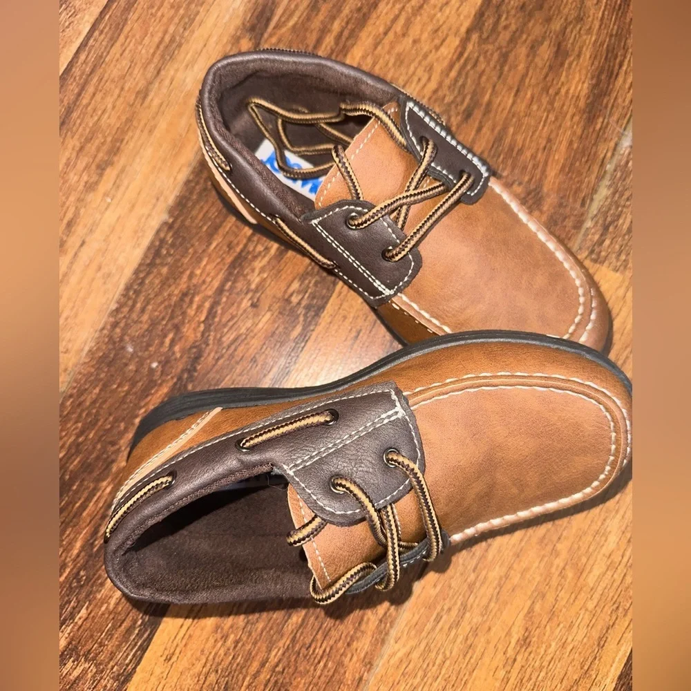 Brown Leather kids Shoes size 13  (48)